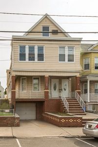 126 W 16th St, Bayonne, NJ, 07002