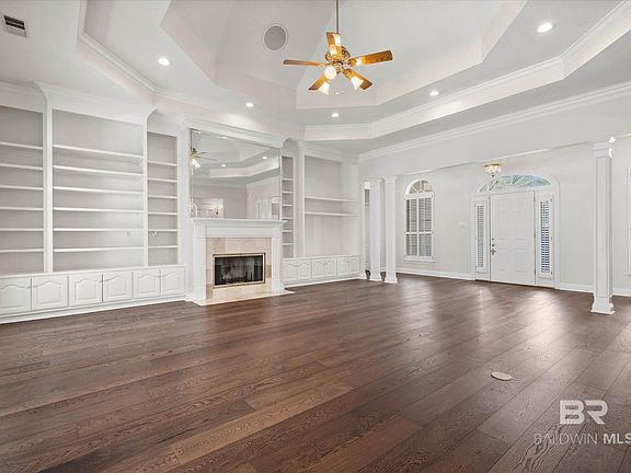 5th image of 1083 Southern Way