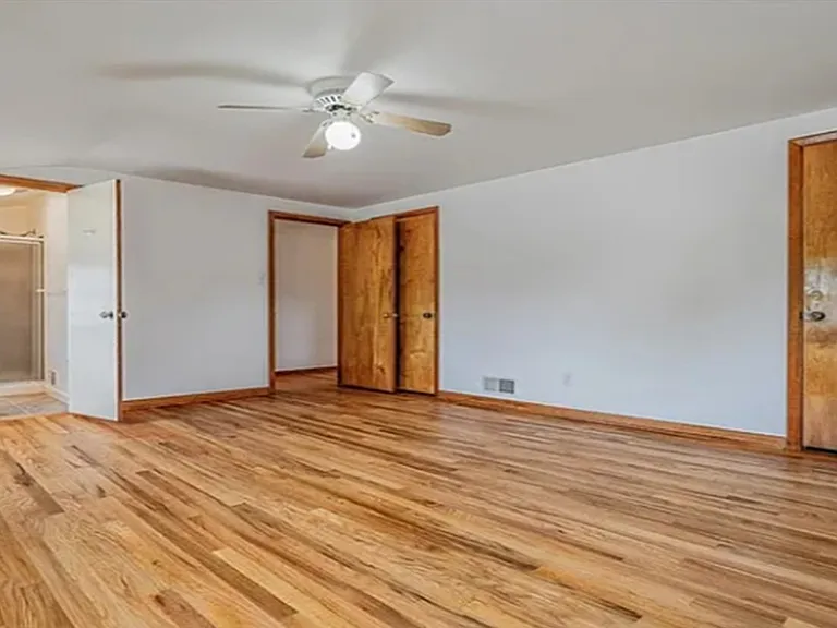 200 Spartan Dr — Photo 10