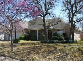 901 Hedgewood Dr, Georgetown, TX 78628