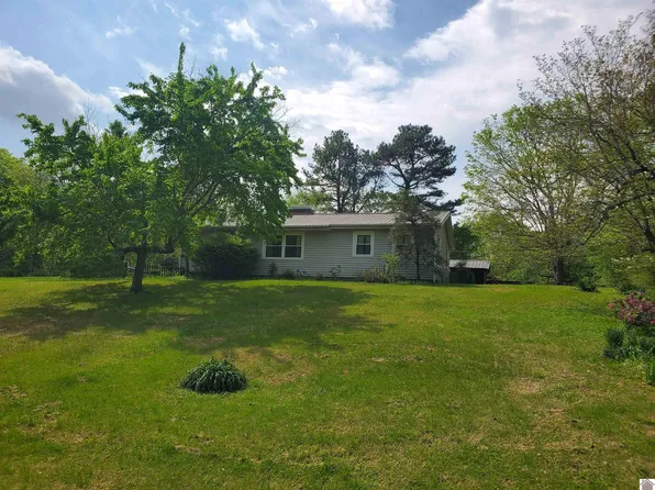 1230 Kenmar Rd, Paducah, KY 42003