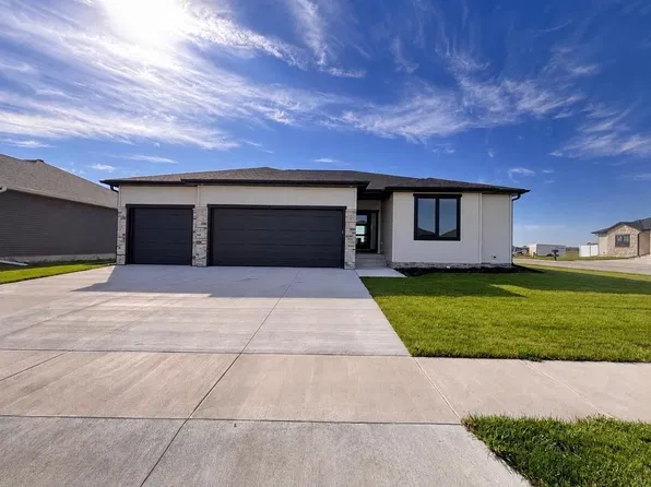 5539 42nd St, Columbus, NE 68601