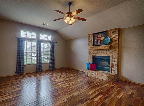 4th image of 2216 NW 157th Ter