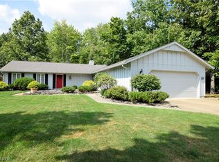 10828 Watercress Rd, Strongsville, OH 44149