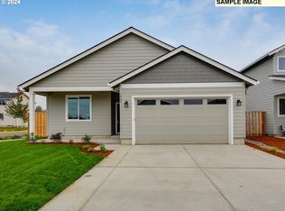 2703 NE Samson Ave, Estacada, OR 97023