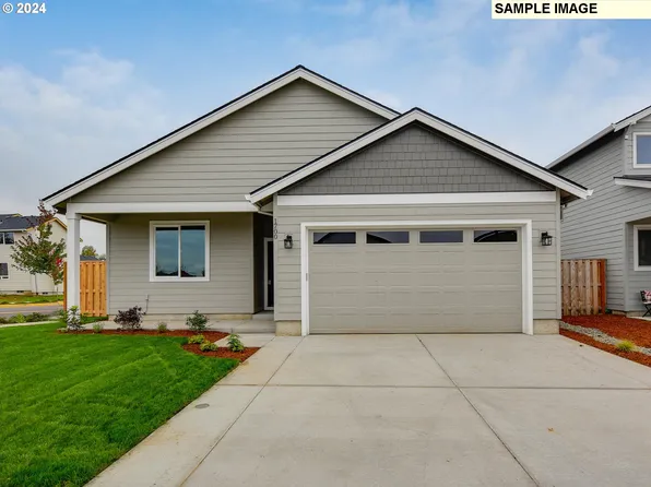 2703 NE Samson Ave, Estacada, OR 97023
