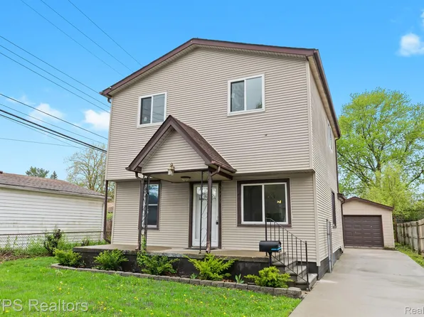 27733 Kaufman St, Roseville, MI 48066