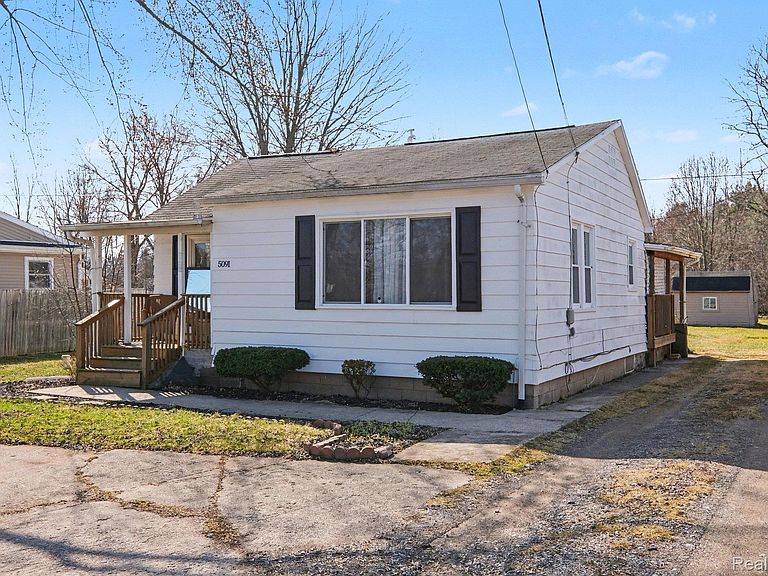 Listing photo 4