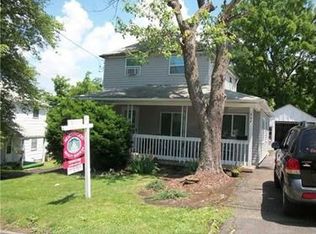 757 East Dr, Clairton, PA 15025