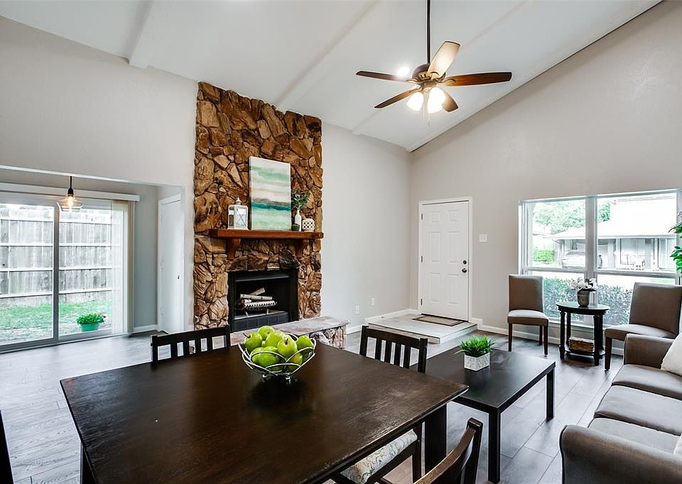 1st image of 716 Sceptre Cir