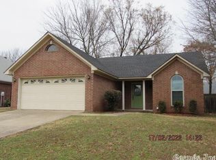 255 Pickwicket Dr, Conway, AR 72034