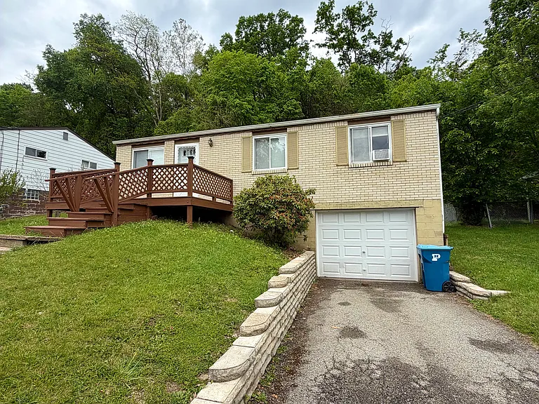 6583 Sentry Ave — Photo 2