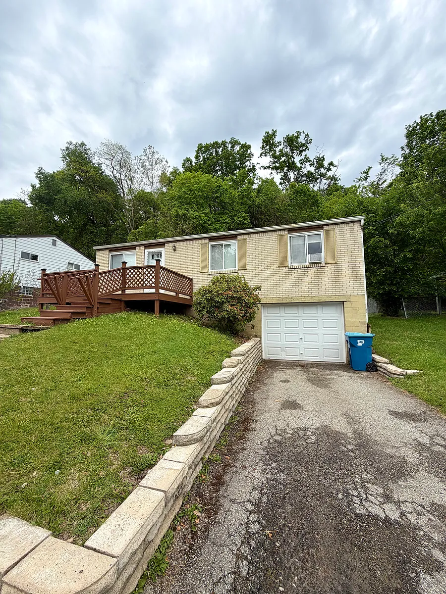 Building Photo - 6583 Sentry Ave