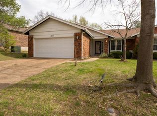 1037 Ridgeway Meadow Dr, Ballwin, MO 63021