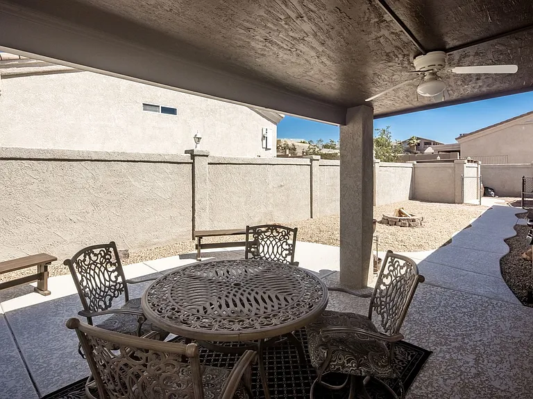 2271 Rainbow Ave N — Photo 18