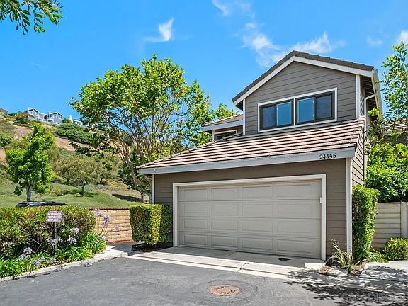 2nd image of 24455 Sutton Ln