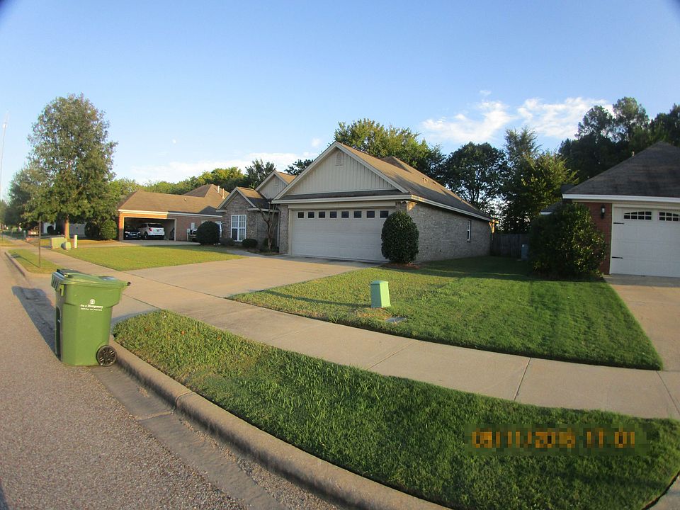2nd image of 1430 Melissa Ln