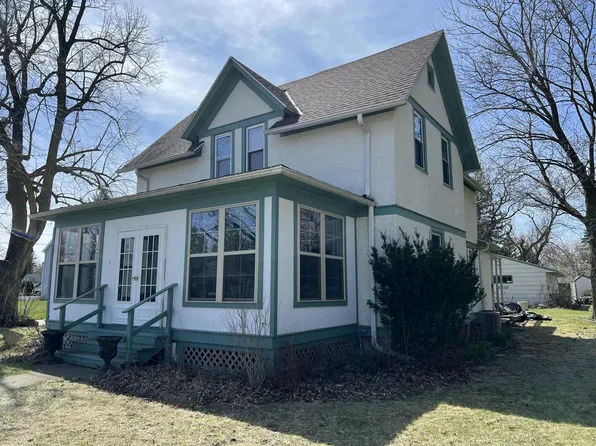 201 Bonito STREET, Walworth, WI 53184