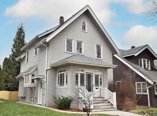 3062 N Bartlett Ave, Milwaukee, WI 53211