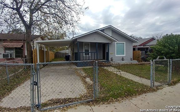 2nd image of 244 Micklejohn St