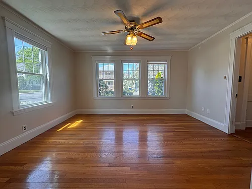 34 Falmouth Rd Photo 1