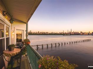 116 The Promenade #116, Edgewater, NJ 07020