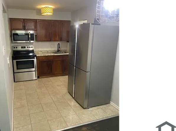 3828 Illinois Ave APT B, Saint Louis, MO 63118