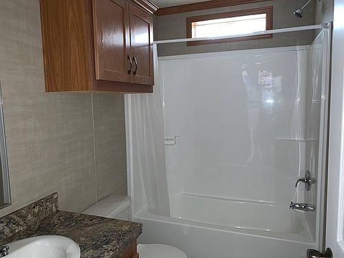 3rd image of 306 N 14th Ct
