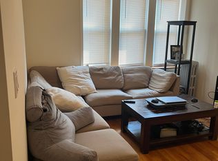 2329 N Commonwealth Ave APT 2W, Chicago, IL 60614