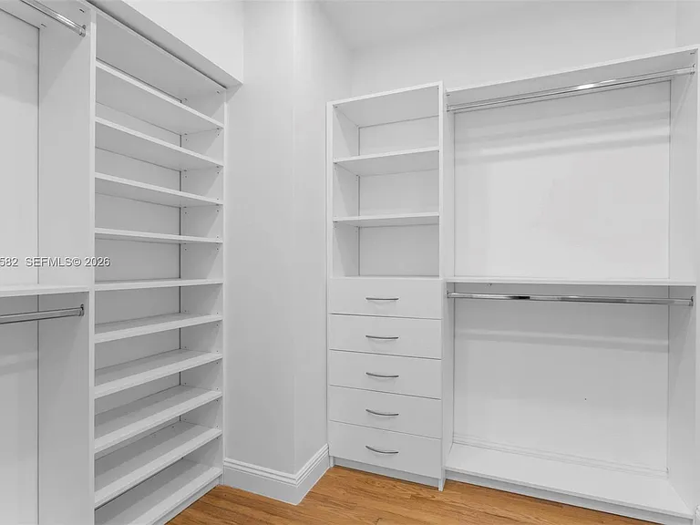 3945 Loquat Ave — Photo 23