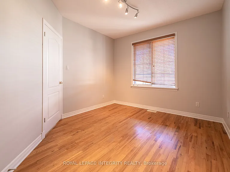 12 Maple Stand Way — Photo 18