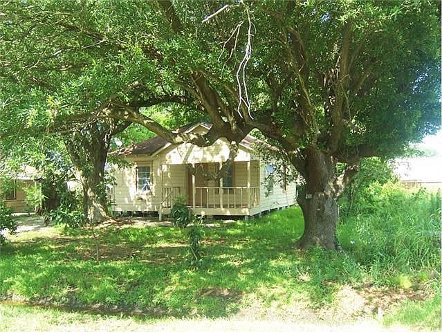 1st image of 2427 Morning Glory Dr