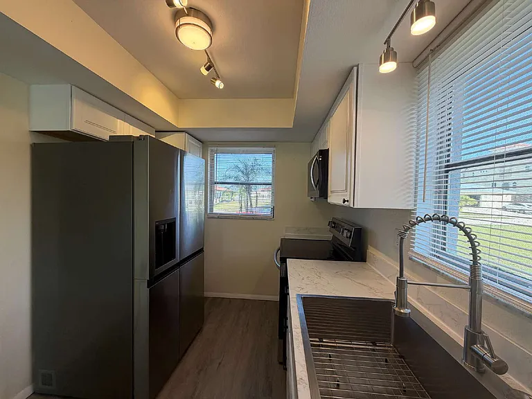 2619 Magdalina Dr #1A — Photo 7