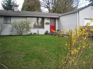 130 NE 166th St, Shoreline, WA 98155