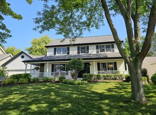 314 Claire Ln, Cary, IL 60013