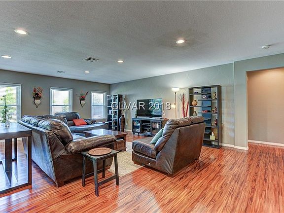 4th image of 3901 Black Peak Ct
