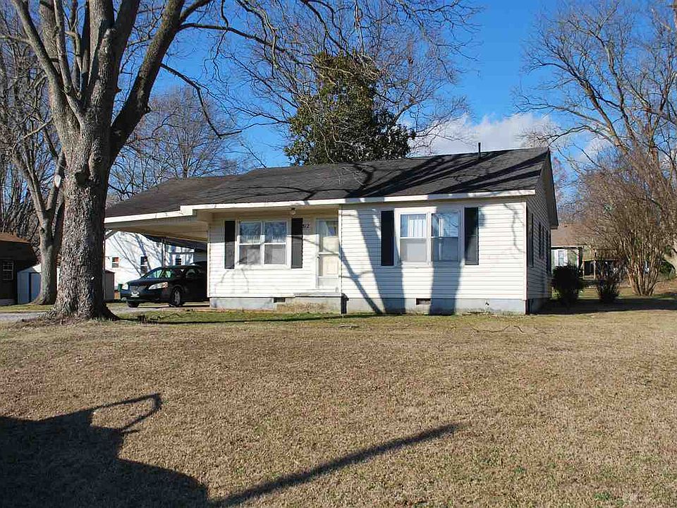 2nd image of 512 Mill St