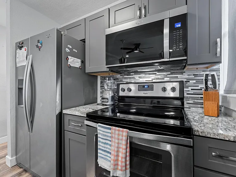 412 Drew St #3 — Photo 7