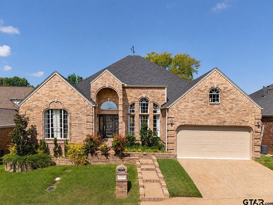 1st image of 7149 Holly Square Ct