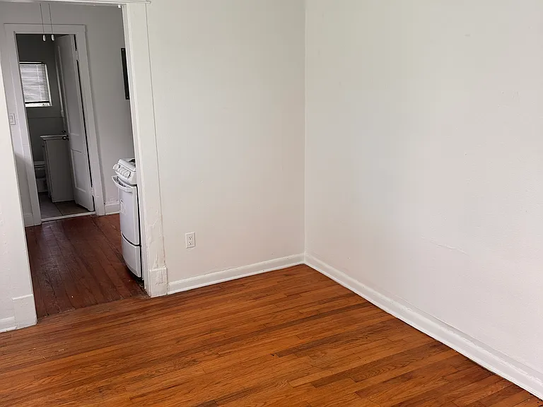 117 Annie St #A — Photo 2