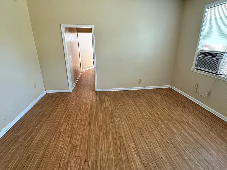 1589 Jackson Ave #1589 — Photo 9