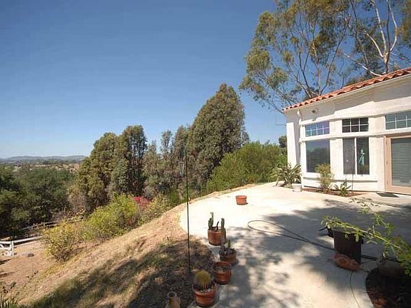 5th image of 2498 Briarwood Ct