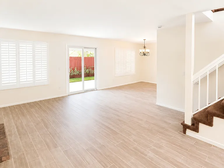 11089 Carlow Ct — Photo 3