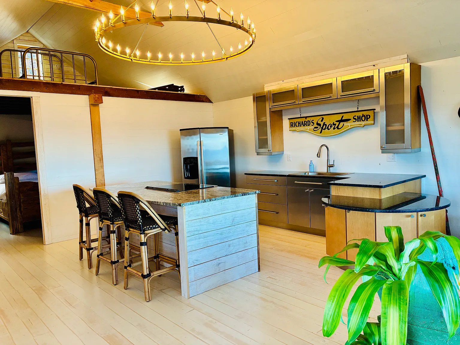 1 bed, 962 sqft, $2,000 — Photo 2