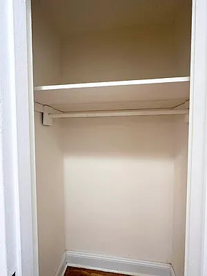 Rented by Premier One Realty LLC | media 6