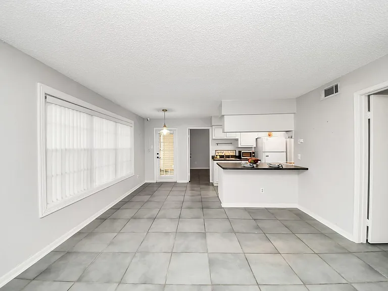2750 Holly Hall St #911 — Photo 2