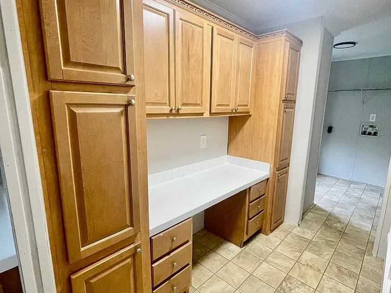1838 Prairie Ct — Photo 11