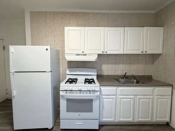 72 Rose Ave #2R, Jersey City, NJ 07305