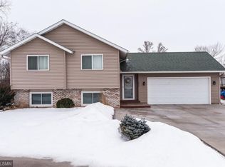 5033 Tongen Ave NW, Rochester, MN 55901