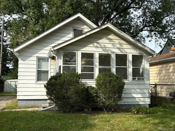 23145 Cayuga Ave, Hazel Park, MI 48030